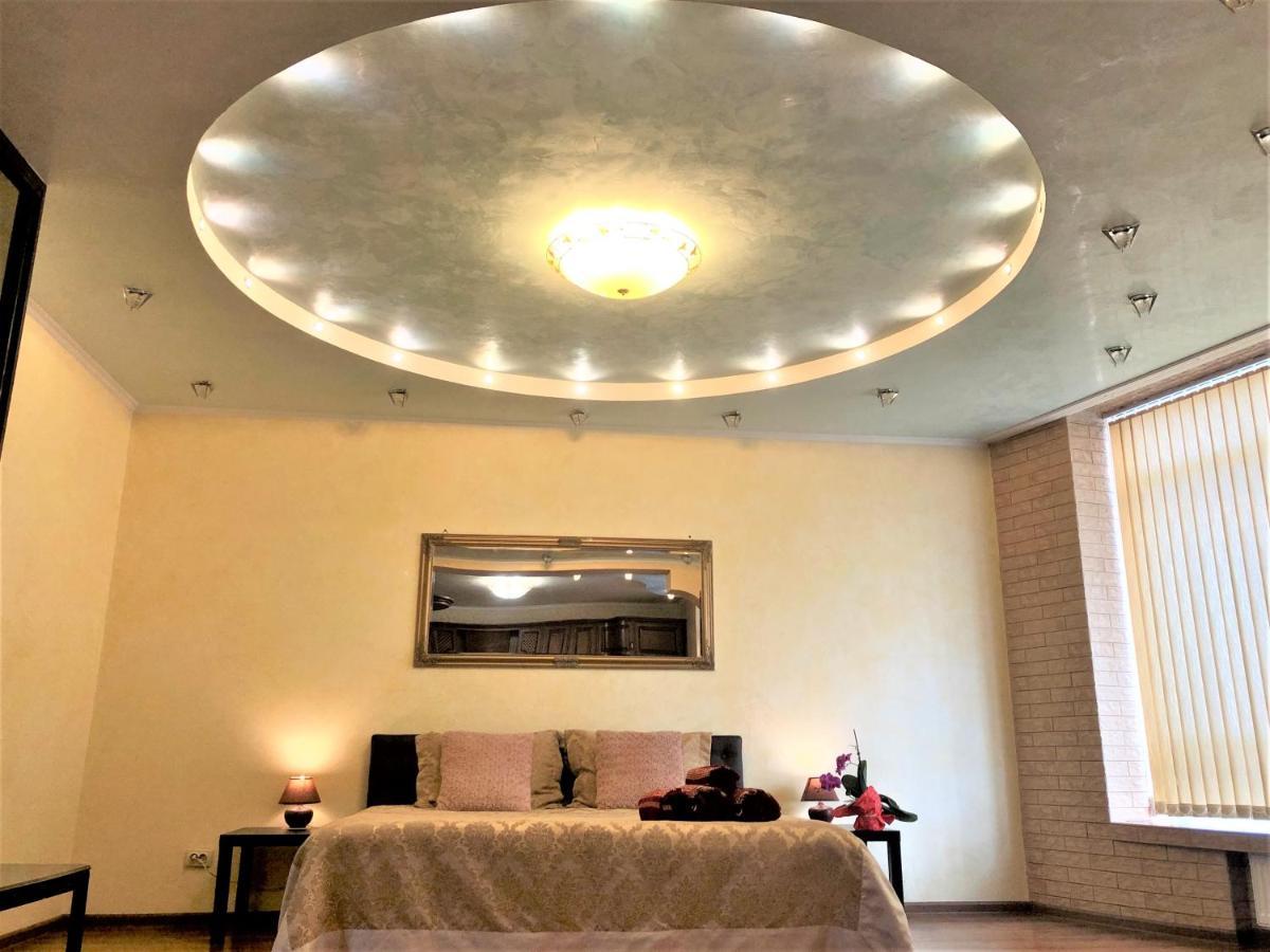Vip Апартаменти З Видом На Озеро Kiev Exterior foto